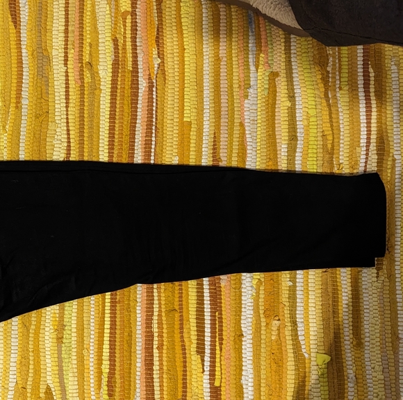 Black Salsa cropped jeans. - Picture 2 of 3